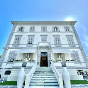 4* Hotel Tirreno