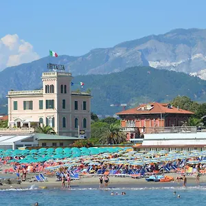 3* Hotel Italia