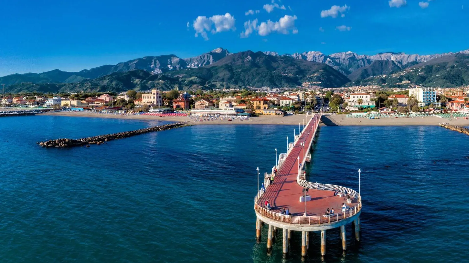Casa Arno 500M From Beach - Happy Rentals Marina di Massa Apartment